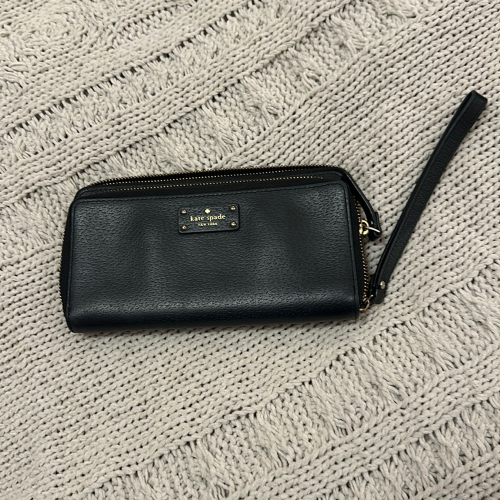 Kate Spade wristlet style wallet